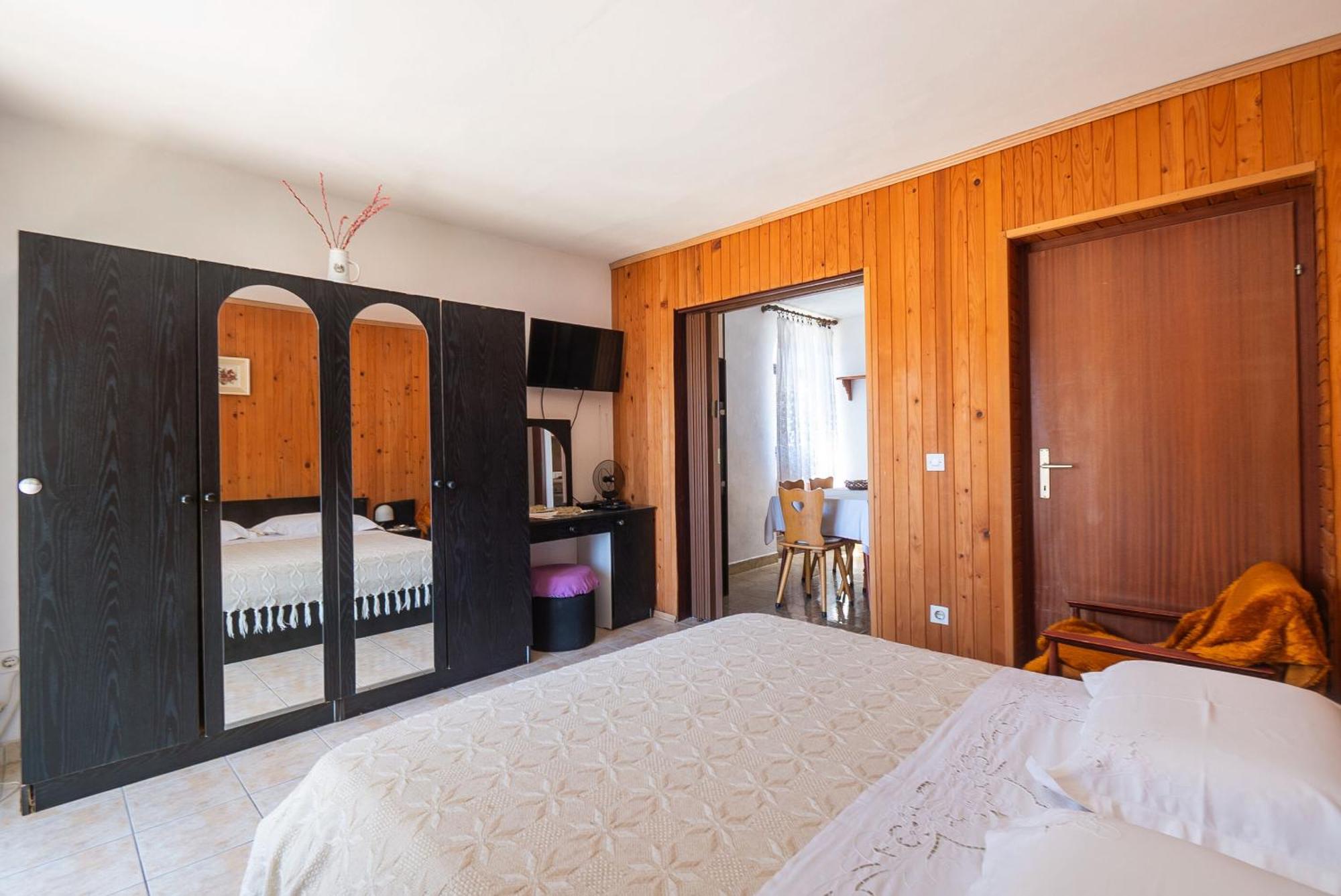 Apartments Marija Рогозниця Екстер'єр фото